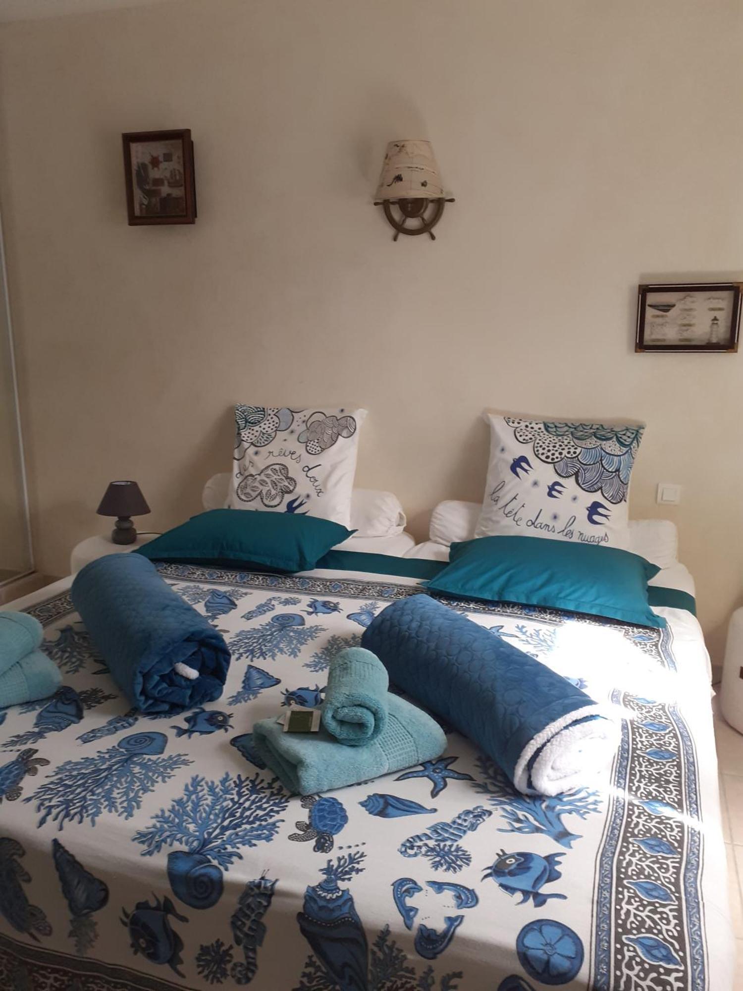 Bed and Breakfast La Maison De Jenny Montauroux Exterior foto