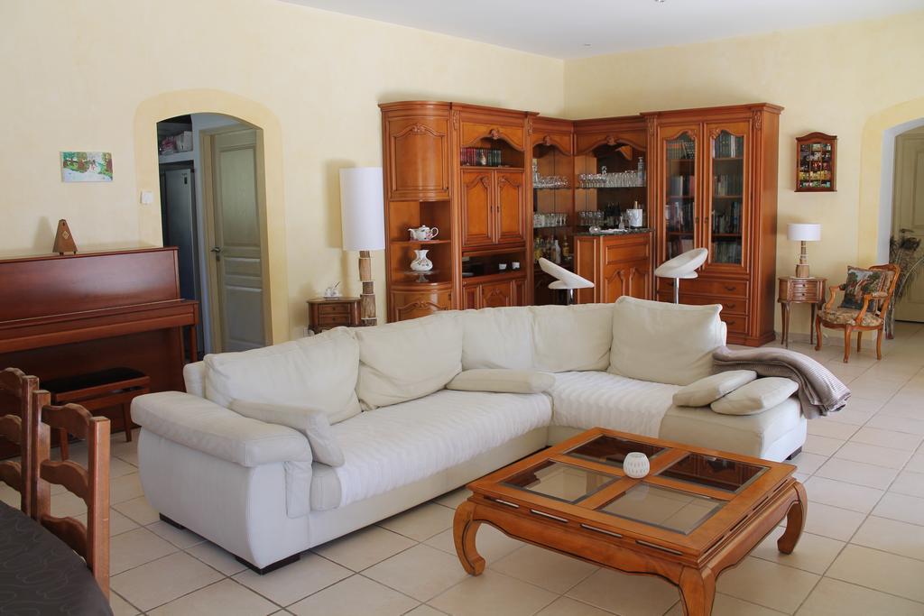 Bed and Breakfast La Maison De Jenny Montauroux Exterior foto